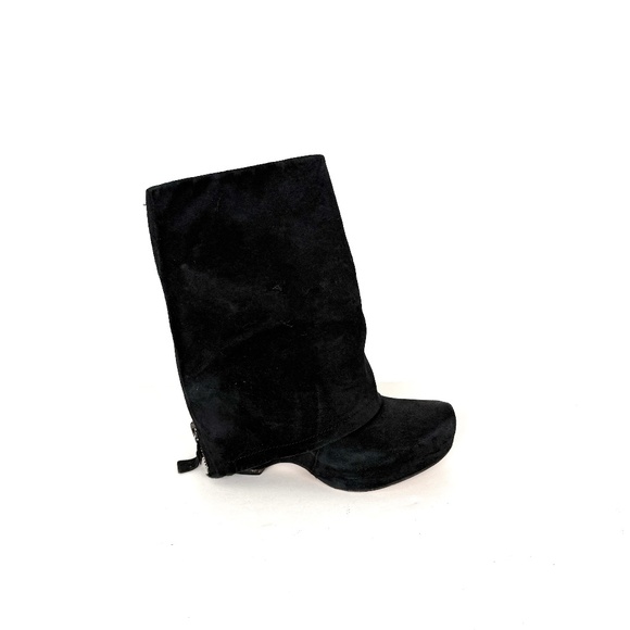 Vera Wang Lavender Black Suede Calf Over Knee Wedge Zip Adjustable Boots 37.5